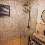 Glenn & Hotel Ayvacik (Canakkale)