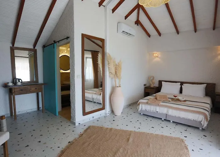 Glenn & Ξενοδοχείο Ayvacik (Canakkale)