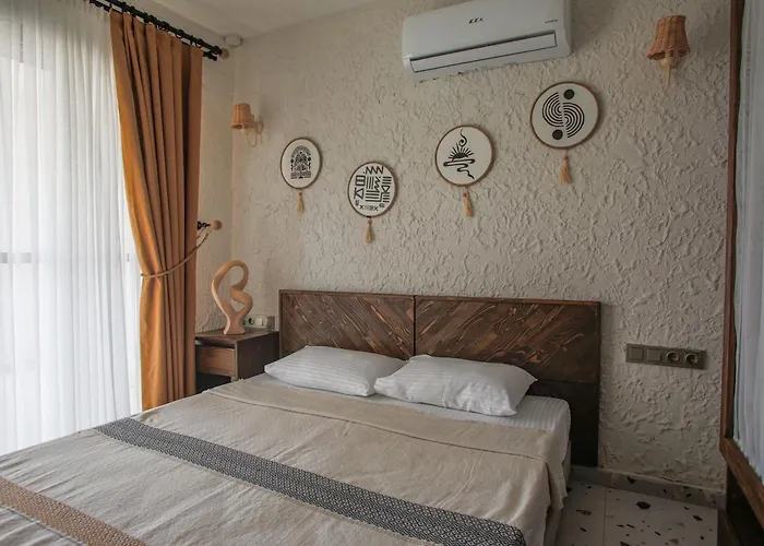 Glenn & Ξενοδοχείο Ayvacik (Canakkale)