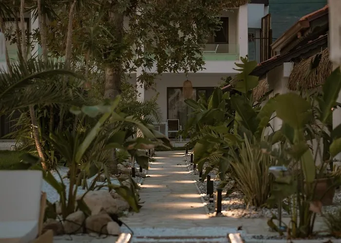 Glenn & Ξενοδοχείο Ayvacik (Canakkale)