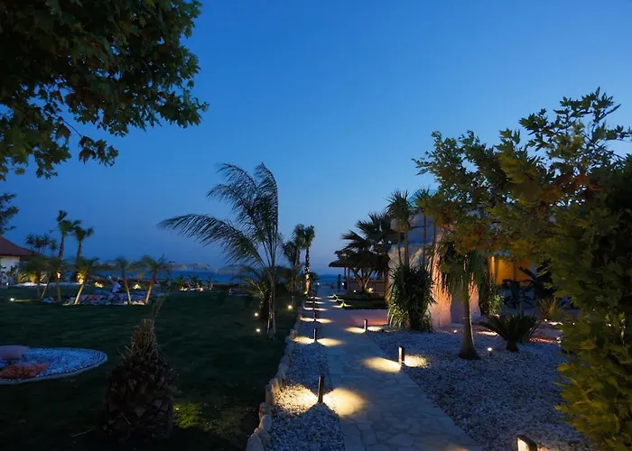 Glenn & Ξενοδοχείο Ayvacik (Canakkale)