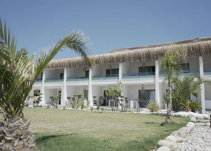 Glenn & Ξενοδοχείο Ayvacik (Canakkale)